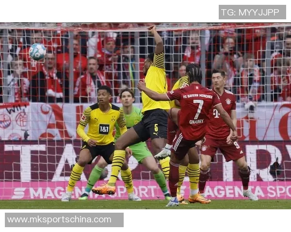 世界杯惊现冷门拜仁绝杀多特蒙德全场沸腾瞬间回顾