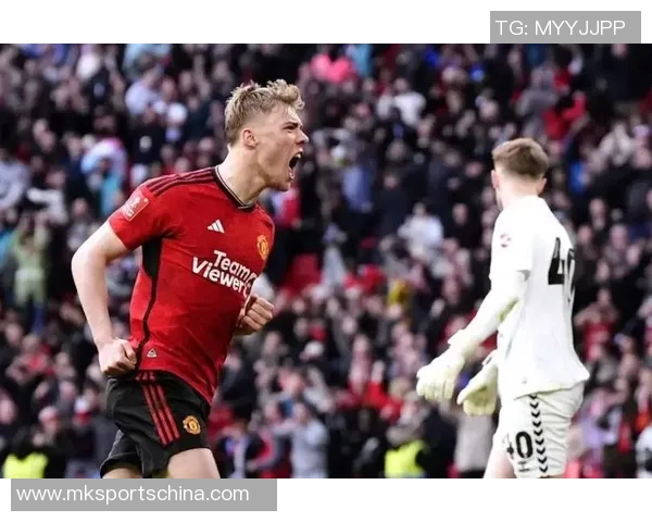 足总杯惊天逆转曼联6-2战胜尤文图斯战术解析引发全场热议