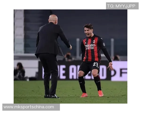 意甲焦点战AC米兰与尤文图斯握手言和补时进球引发全场狂欢