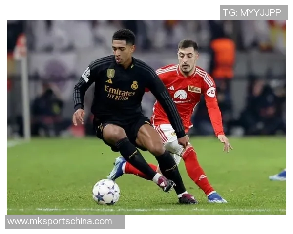 西甲激战尤文图斯大胜曼联四球绝杀全场沸腾数据解析精彩纷呈 西甲激战尤文图斯大胜曼联四球绝杀全场沸腾数据解析精彩纷呈