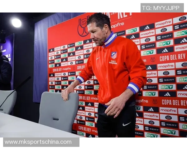 国王杯精彩对决那不勒斯逆转马竞全场沸腾赛后点评分析