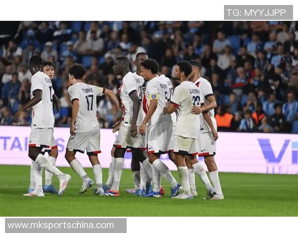 西甲赛场国米逆转拜仁引发转会风波全场沸腾