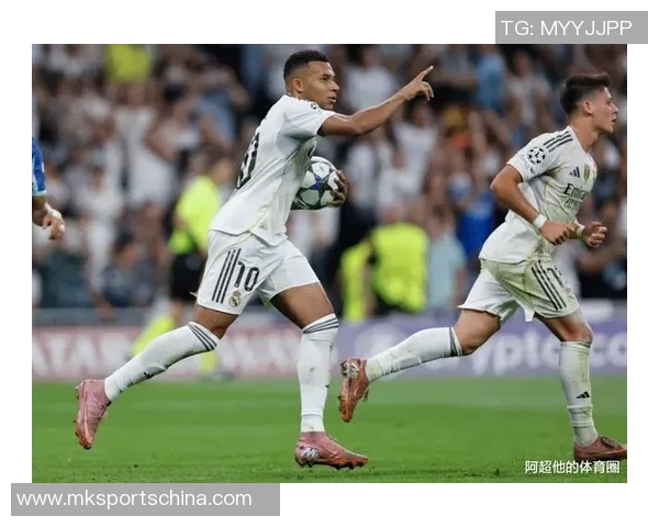 欧联杯惊天冷门皇马4-0大胜多特蒙德引发全场震动 欧联杯惊天冷门皇马4-0大胜多特蒙德引发全场震动